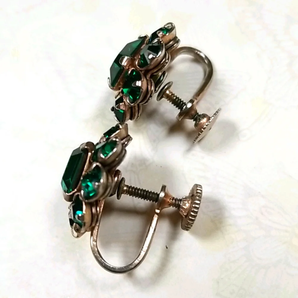 Vintage Simulated Emerald Gold Tone Screw Back Earrings